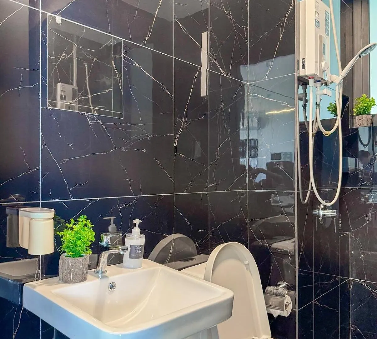 Panoramic Georgetown City & Sea View With Netflix Jelutong Malaysia