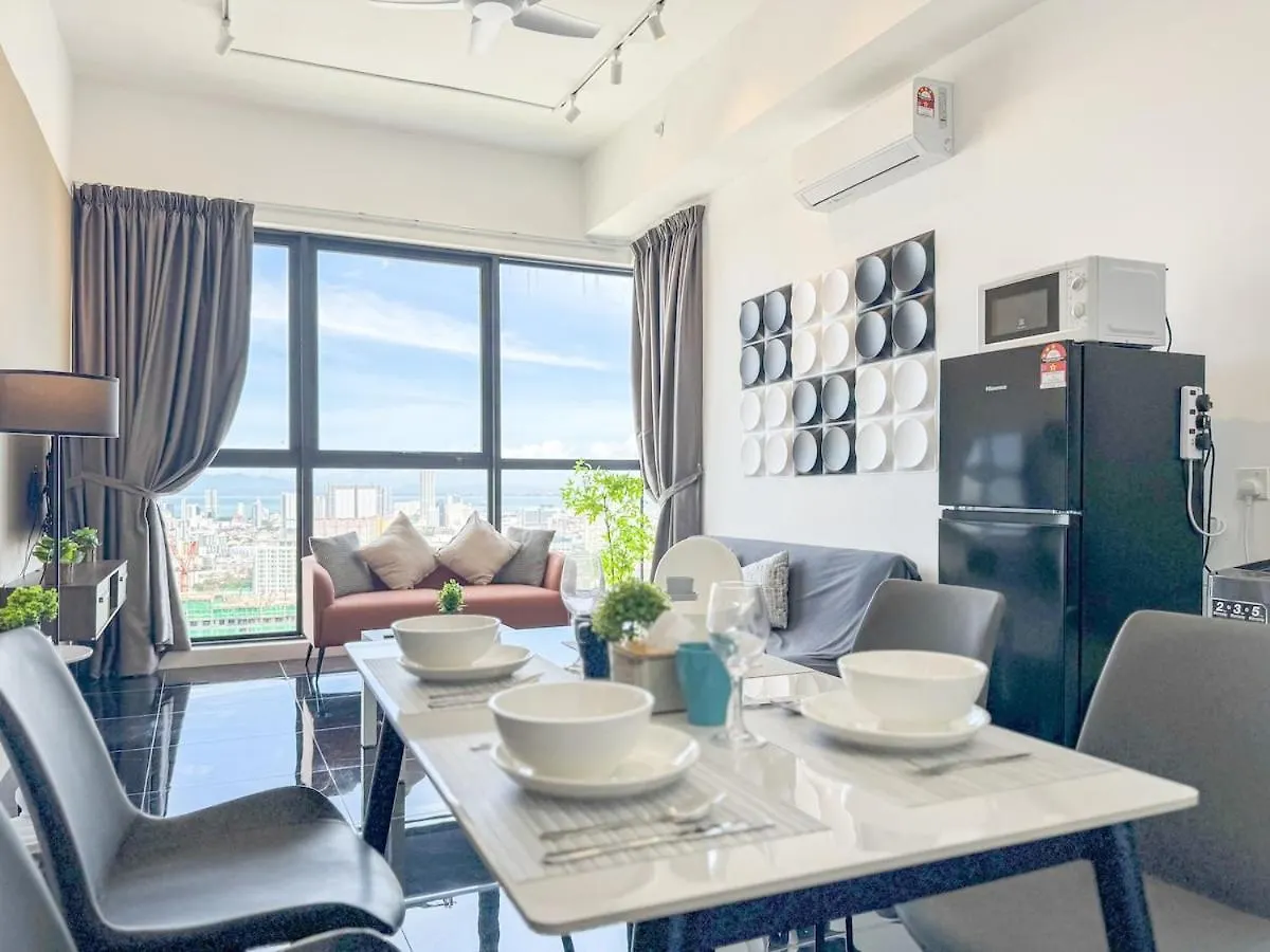 Apartment Panoramic Georgetown City & Sea View With Netflix Jelutong Malaysia
