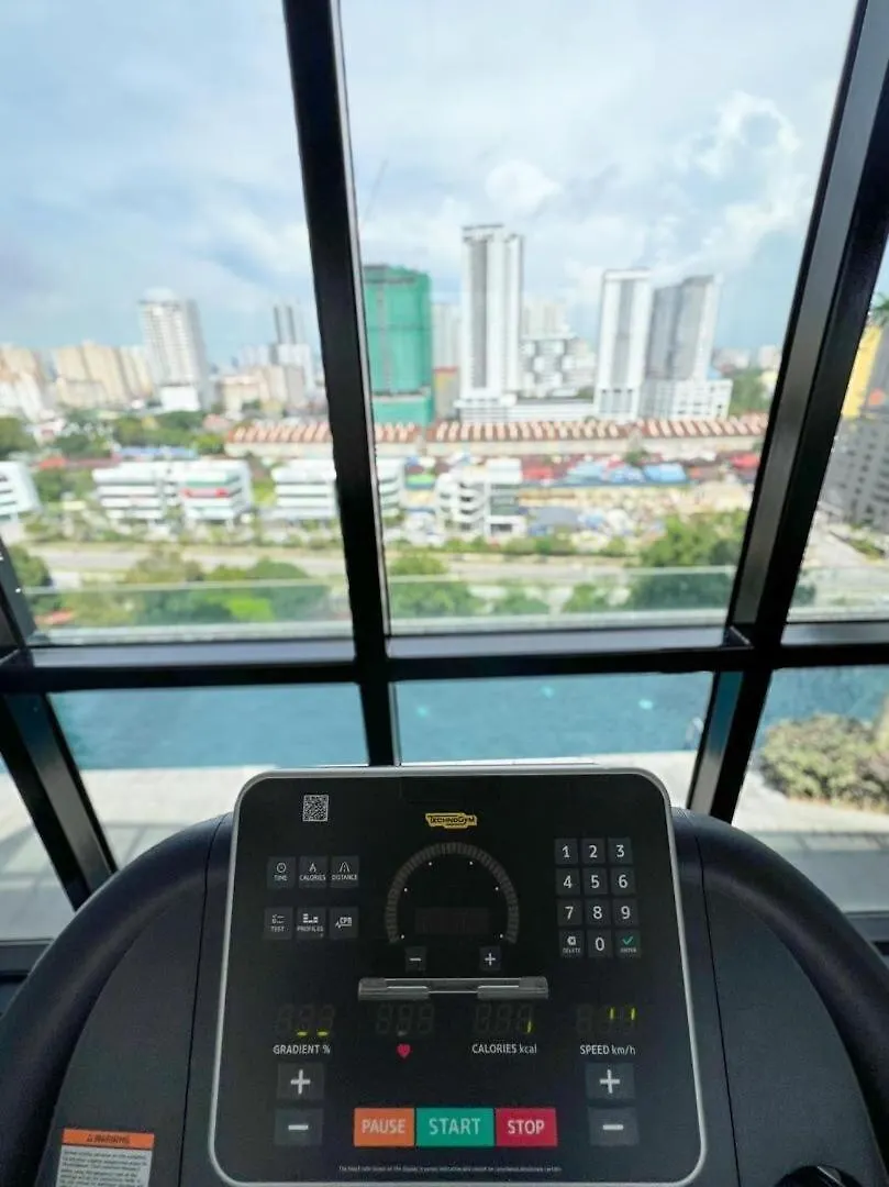 Panoramic Georgetown City & Sea View With Netflix Jelutong